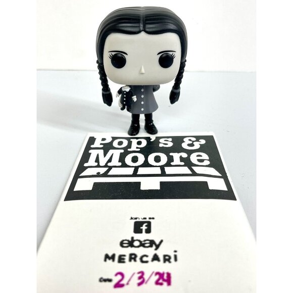 Funko Pop! The Addams Family: Wednesday Addams 811 Funko Exclusive Figure Loose - Picture 1 of 16